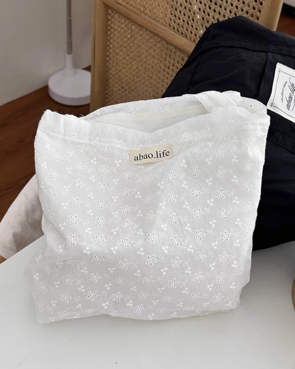 French White Lace Large Capacity Tote Bag Simple Versatile Shoulder Bag Pastoral Style Portable Shopping Bag Handbag