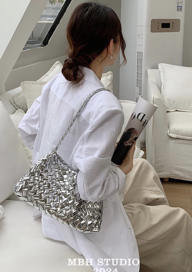 MBH Handwoven Luxury Versatile One-Shoulder Bag