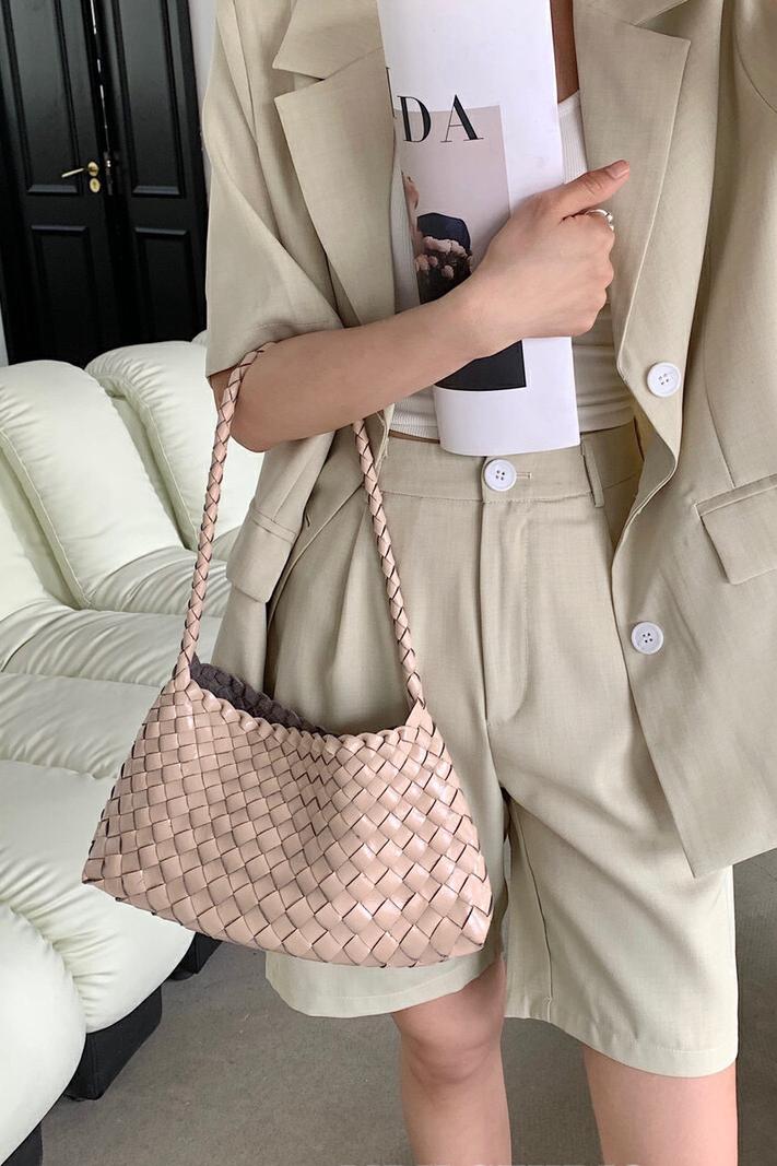 MBH Handwoven Luxury Versatile One-Shoulder Bag - Image 5