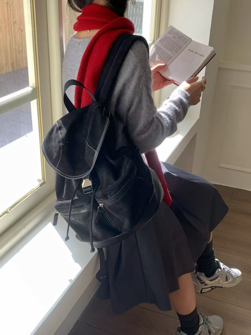 Korean Style Large Capacity Suede Backpack Retro Lightweight Versatile for Fall Winter